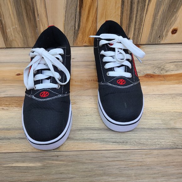 Heelys NEW Skate Shoes Black Red NEVER WORN Youth 5 - Picture 3 of 6